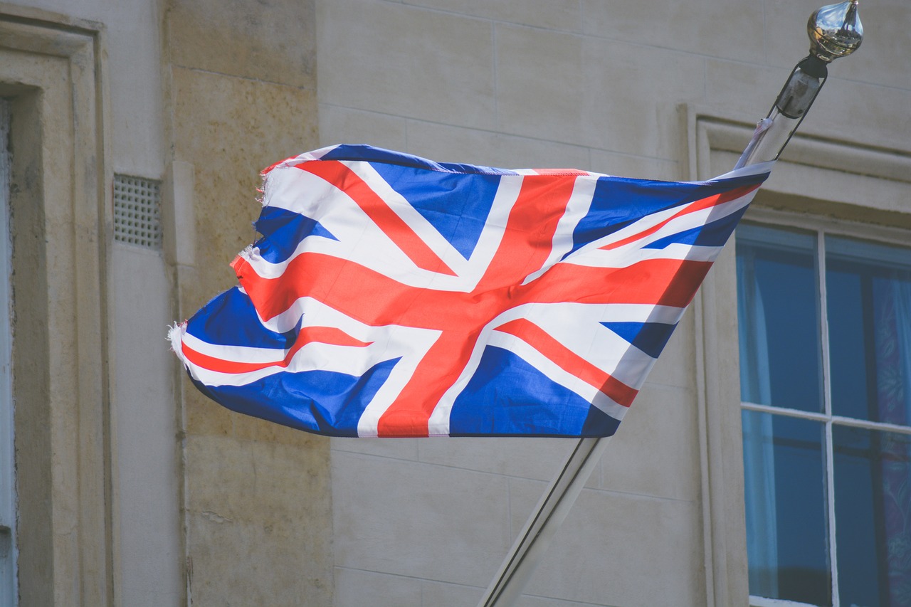 【英新冠肺炎疫情最新情况/英国新冠肺炎最新疫情】