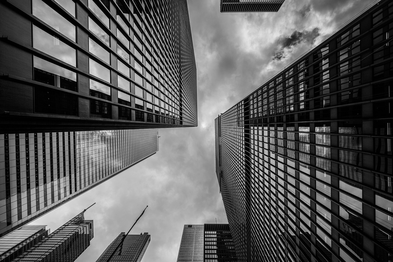 美国10月CPI上升3.2%，因高利率导致通胀降温