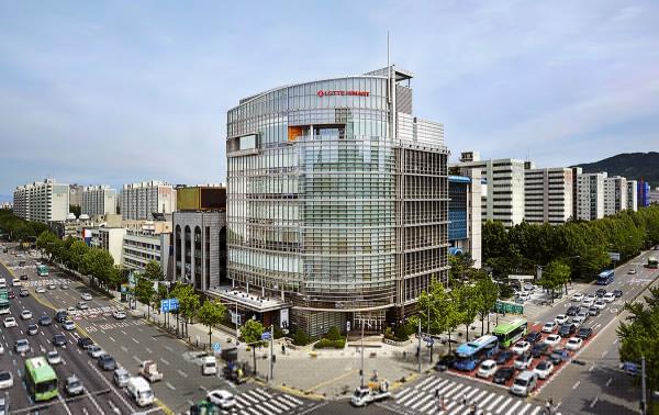This undated file photo, provided by Lotte Himart Co., shows its headquarters in Daechi-dong, southern Seoul. (PHOTO NOT FOR SALE) (Yonhap)