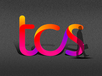Last day today to buy TCS shares for Rs 17,000 crore buyback. Worth a trade?