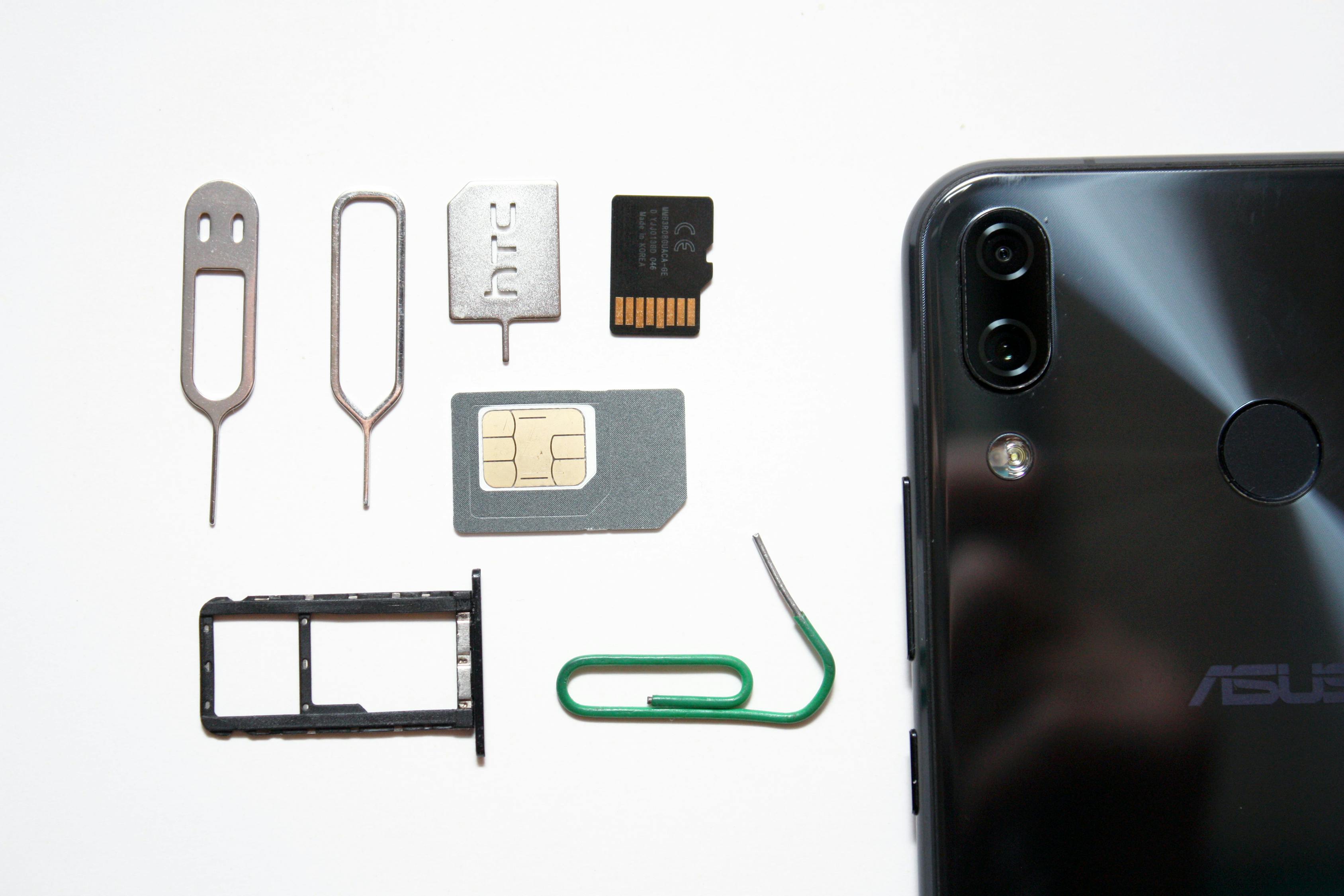 塔比拉兰语的手机用户发现很难注册SIM卡