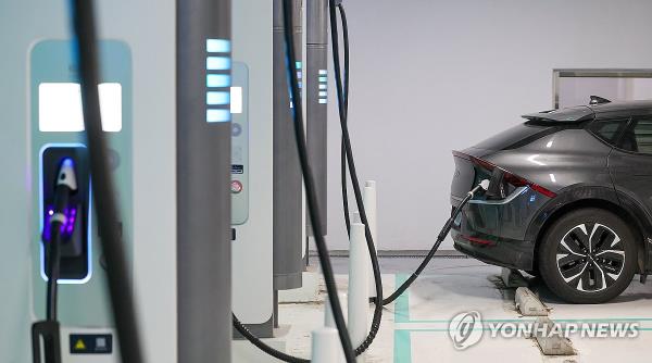 This photo taken on March 14, 2024, shows an EV at a charging station in Seoul. (Yonhap)