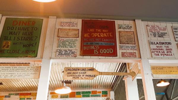 Wintzell's Oyster House traces its roots back to a small oyster bar opened by J. Oliver Wintzell in 1938. It now has several locations as far north as Gunterville.