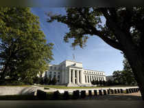 S&P 500 ends lower on mixed Fed messages, PCE on deck